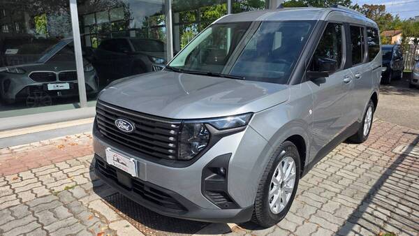 Ford Tourneo Courier 1.0 Ecoboost 125cv Titanium