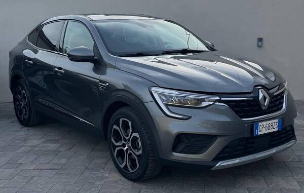 Renault Arkana 2021 1.6 E-Tech full hybrid Intens 145cv - Renault