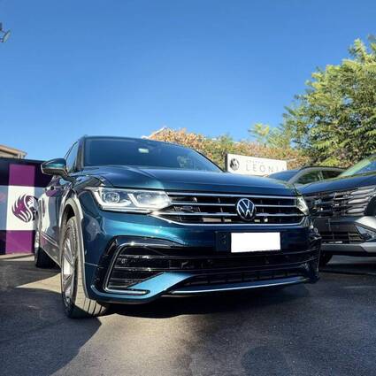 Volkswagen Tiguan 2.0 tdi R-Line 150cv dsg