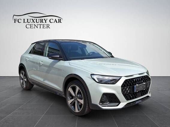 Audi A1 II 2022 allstreet 30 1.0 tfsi Identity Contrast 116cv s tronic - Audi