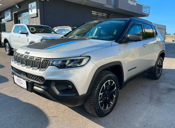 Jeep Compass 1.3 turbo t4 phev Trailhawk 4xe auto