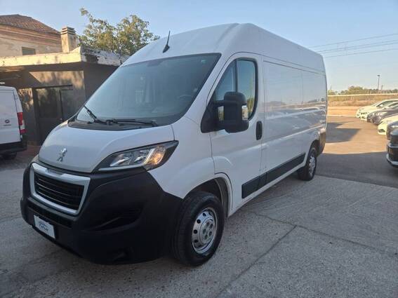 Peugeot Boxer III 333 2019 333 2.2 bluehdi 140cv S&S L2H2 (Premium) - Peugeot