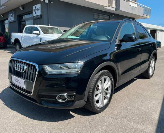 Audi Q3 2.0 tdi Business 140cv