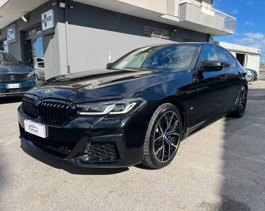 BMW Serie 5 520d mhev 48V xdrive Msport auto