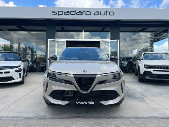 Alfa Romeo Junior 1.2 ibrida Speciale 145cv edct6