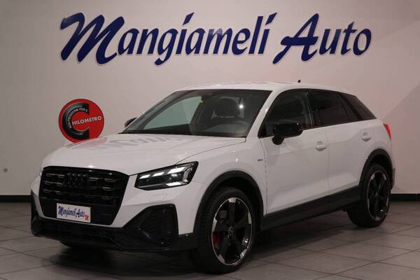 Audi Q2 I 2021 35 2.0 tdi Identity Black s-tronic - Audi