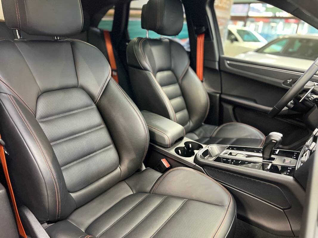 Porsche Macan I 2022