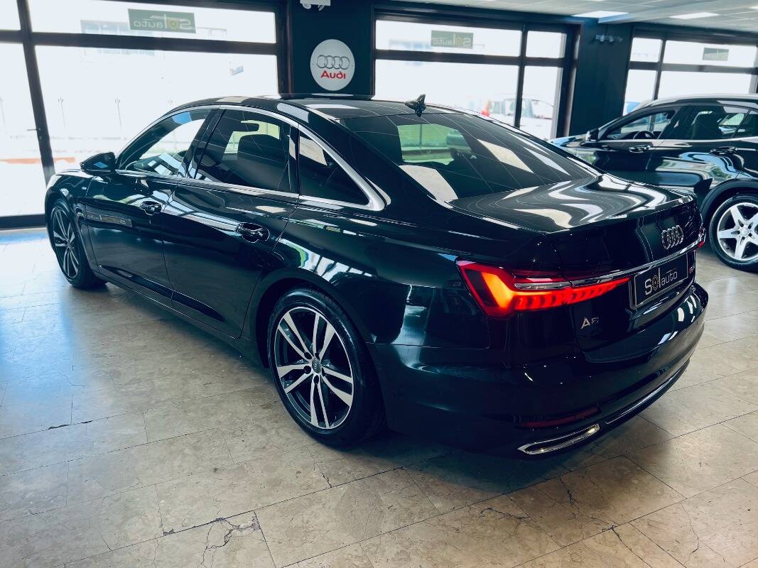 Audi A6 V 2018 Berlina