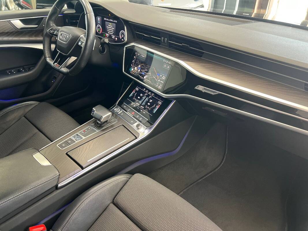 Audi A6 V 2018 Berlina
