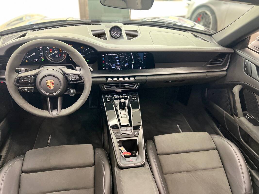 Porsche 911 VIII Carrera 992 Cabrio