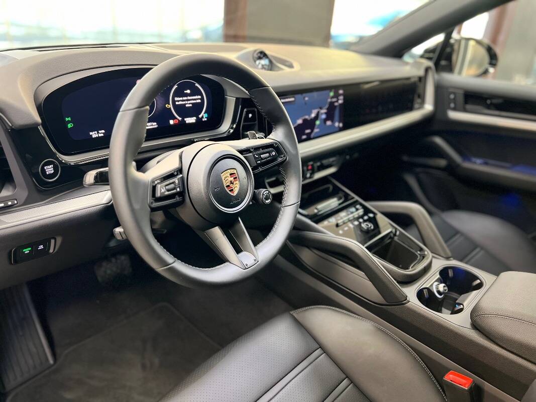 Porsche Cayenne Coupe 3.0 e-hybrid Face lift 2024