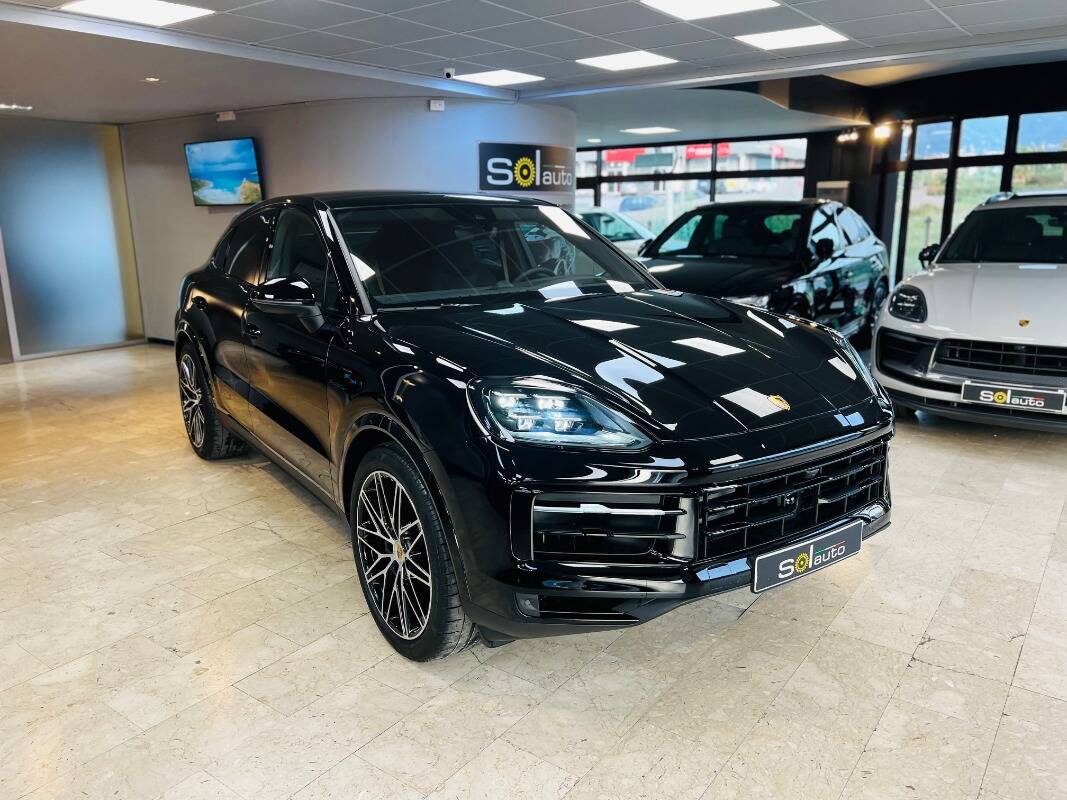 Porsche Cayenne Coupe 3.0 e-hybrid Face lift 2024