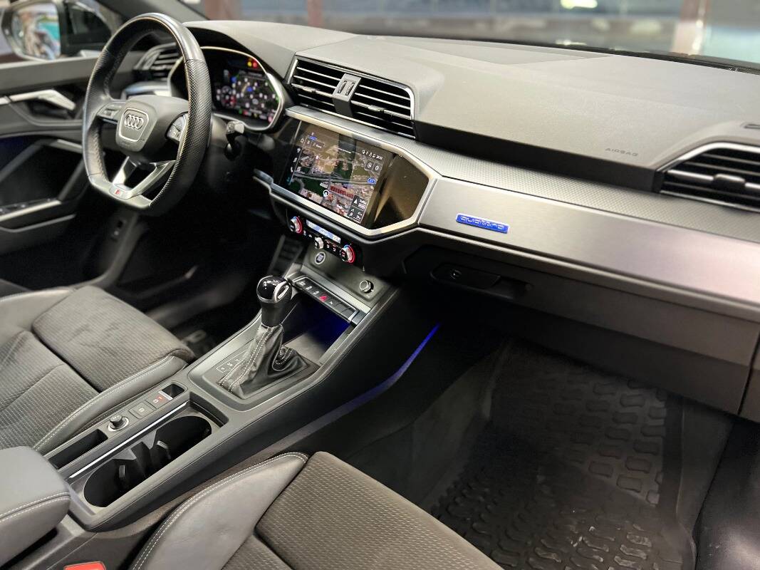 Audi Q3 40 2.0 tdi S line Edition quattro 200cv s-tronic