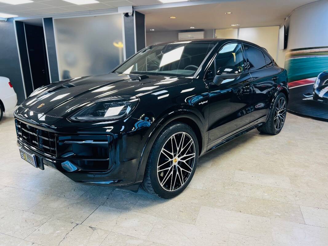 Porsche Cayenne Coupe 2023
