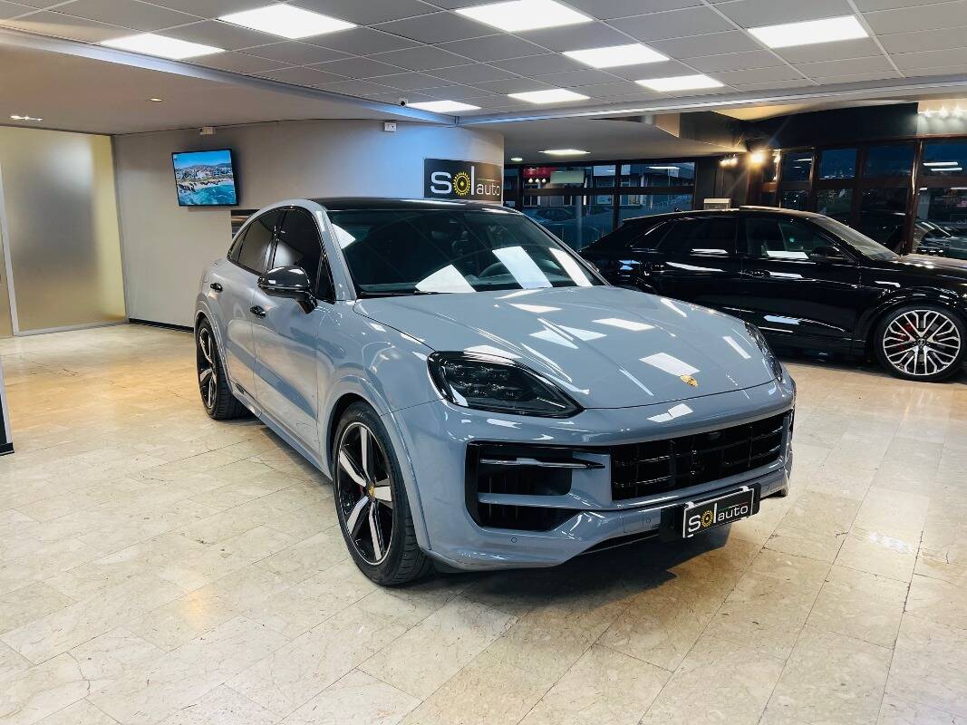 Porsche Cayenne Coupe 2023