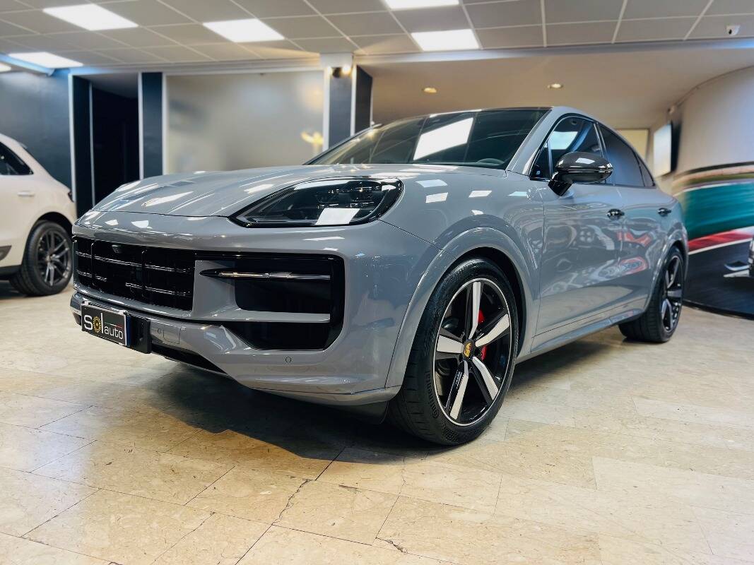 Porsche Cayenne Coupe 2023