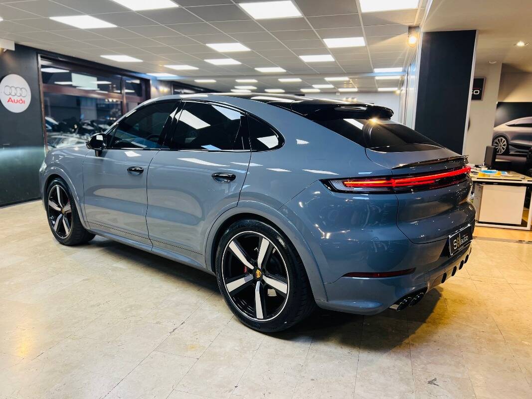 Porsche Cayenne Coupe 2023