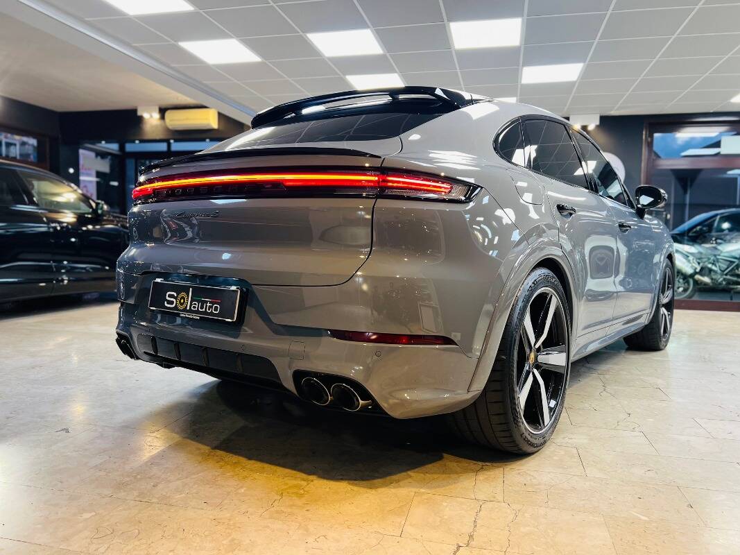 Porsche Cayenne Coupe 2023