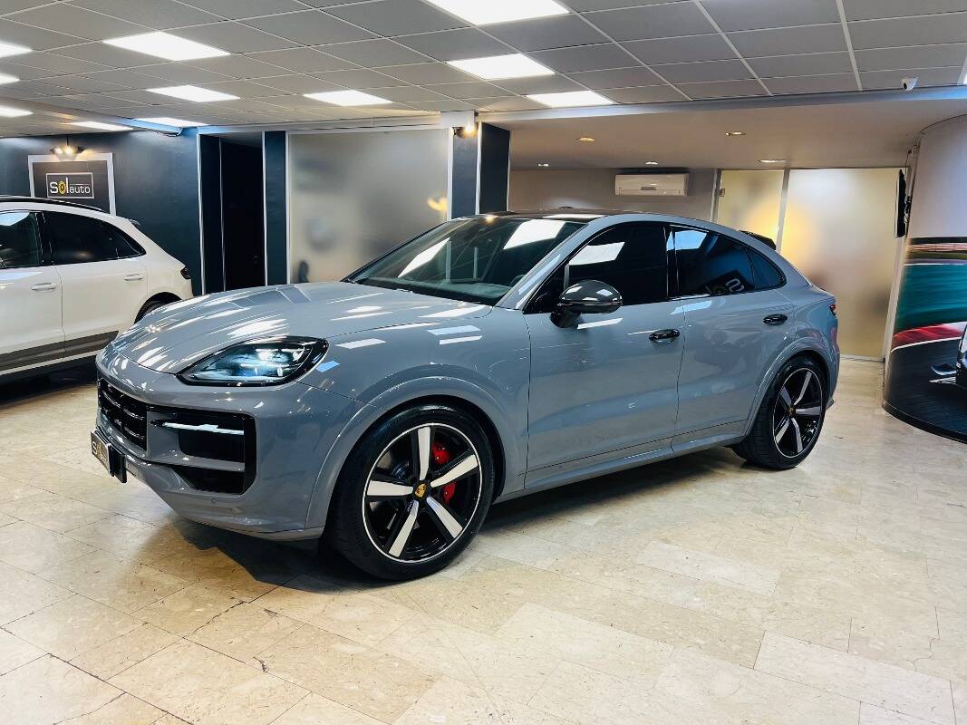 Porsche Cayenne Coupe 2023