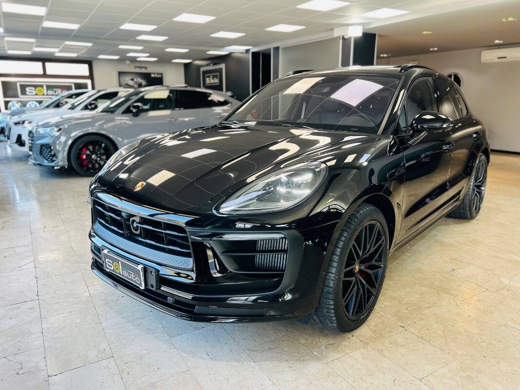 Porsche Macan I 2022
