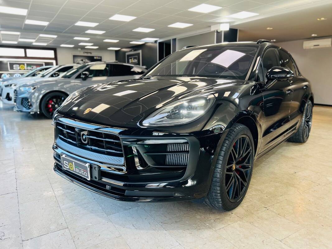 Porsche Macan I 2022