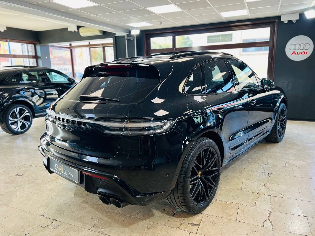 Porsche Macan I 2022