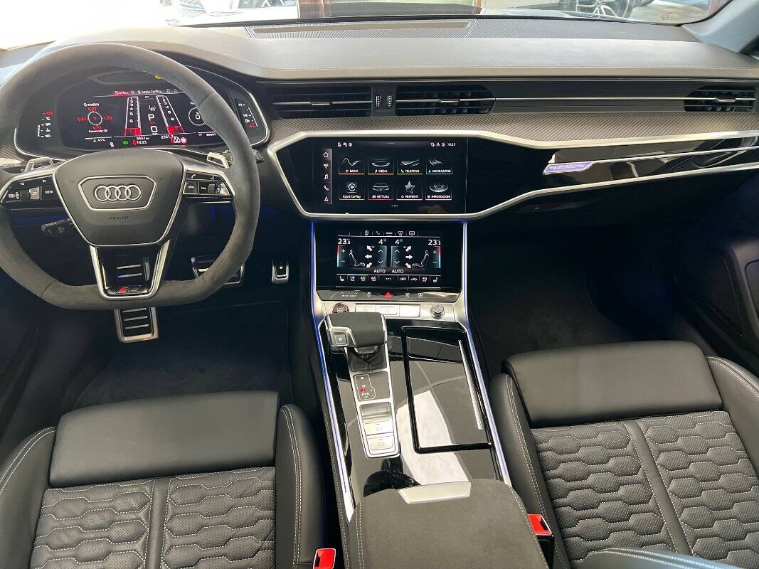 Audi RS6 Avant RS6 4.0 mhev performance quattro tiptronic
