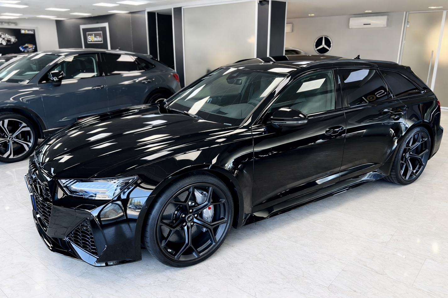 Audi RS6 Avant RS6 4.0 mhev performance quattro tiptronic