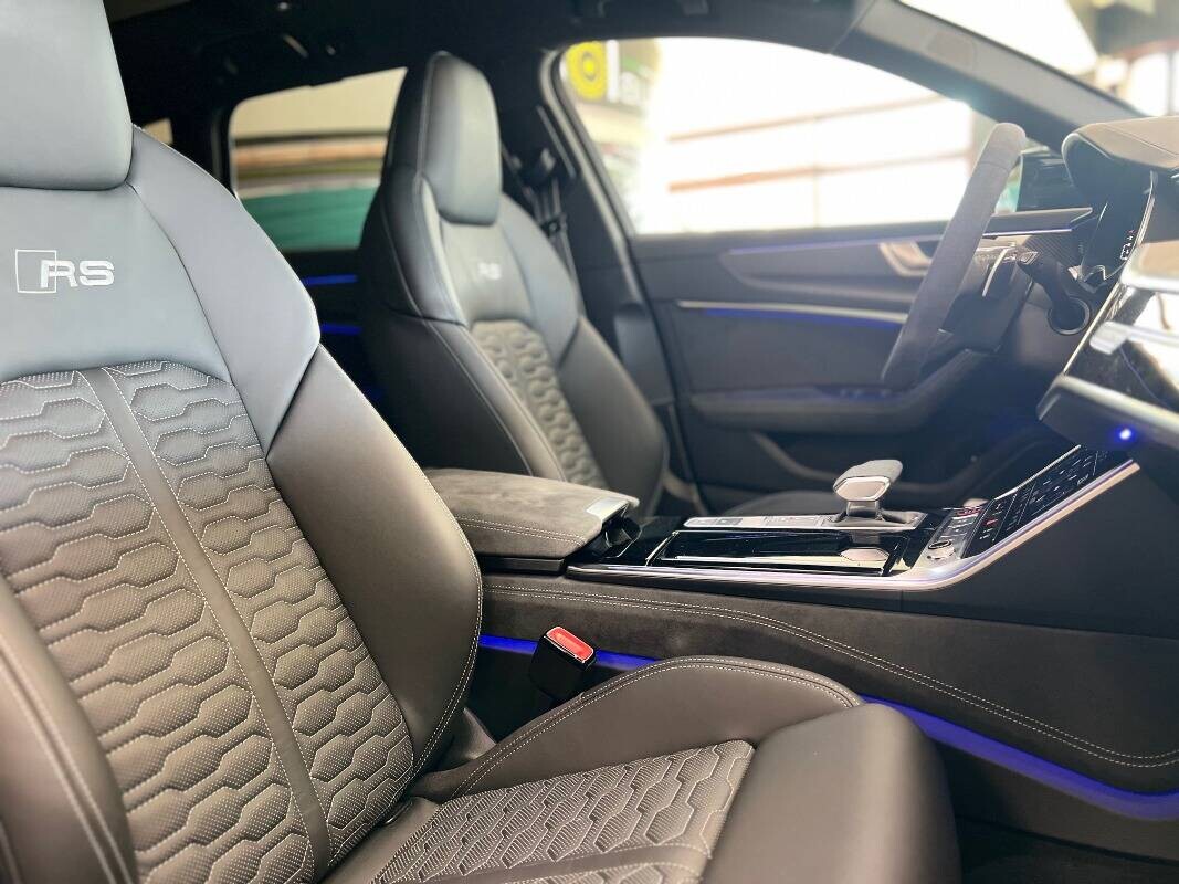 Audi RS6 Avant RS6 4.0 mhev performance quattro tiptronic