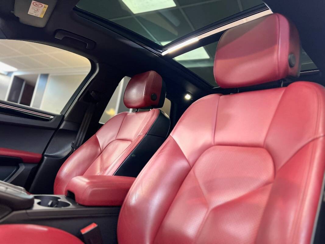 Porsche Macan I 2019