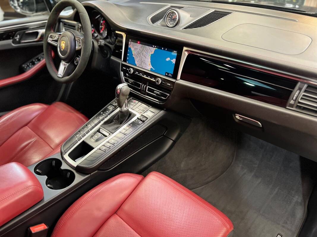 Porsche Macan I 2019