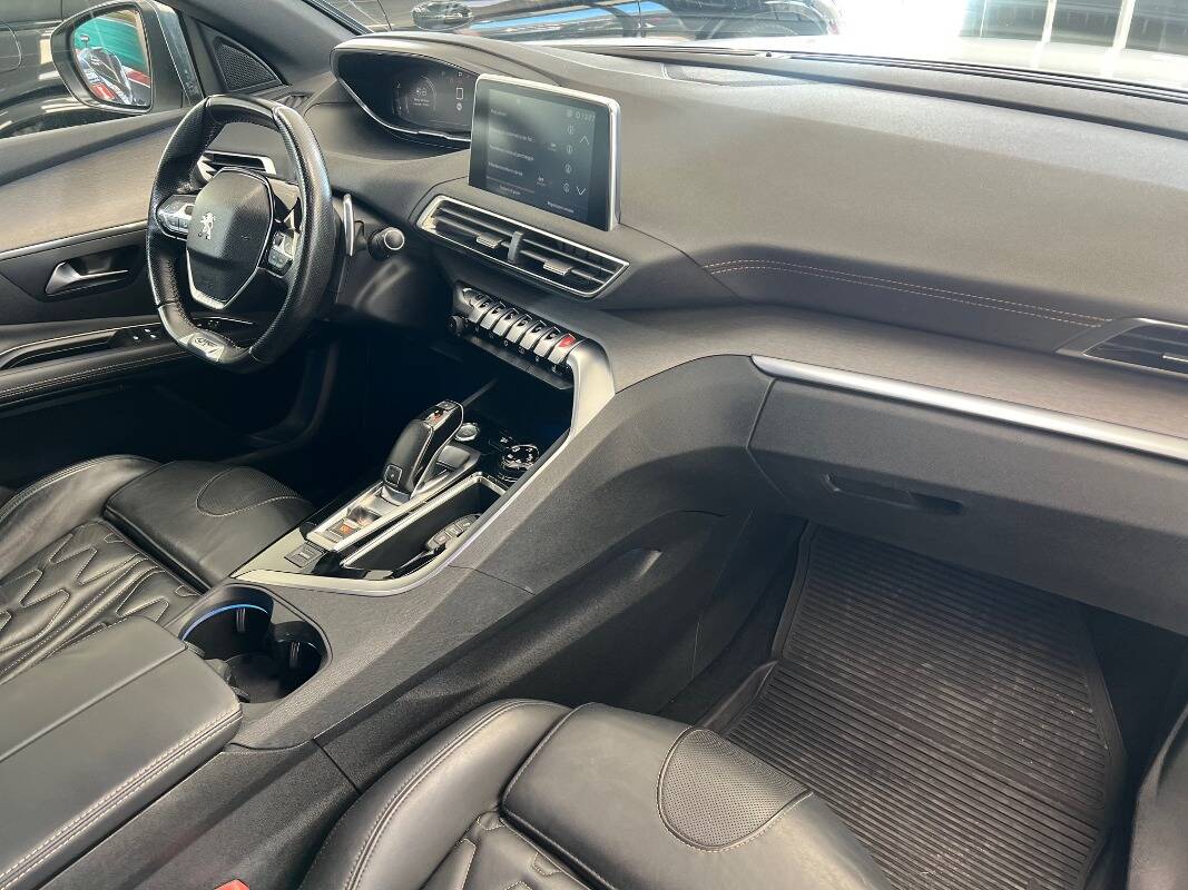 Peugeot 3008 II 2016