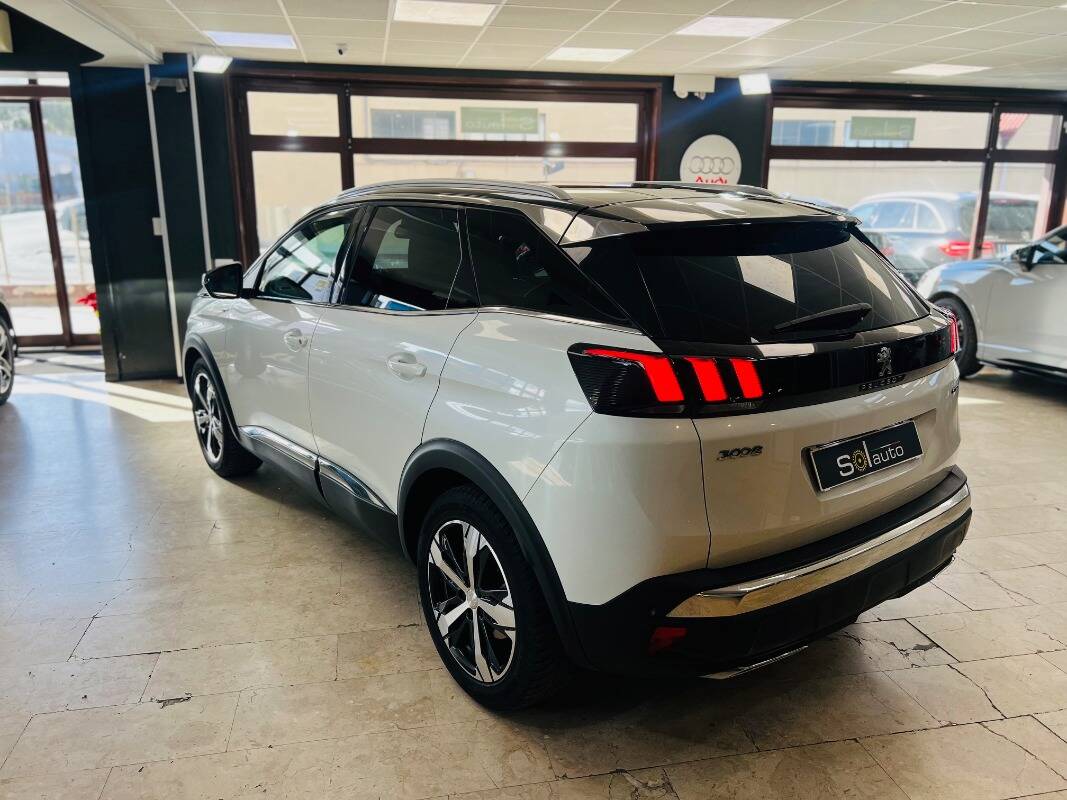 Peugeot 3008 II 2016