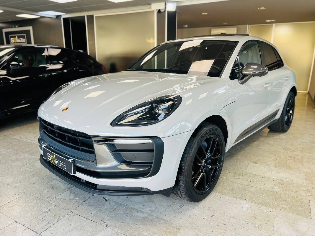 Porsche Macan I 2022