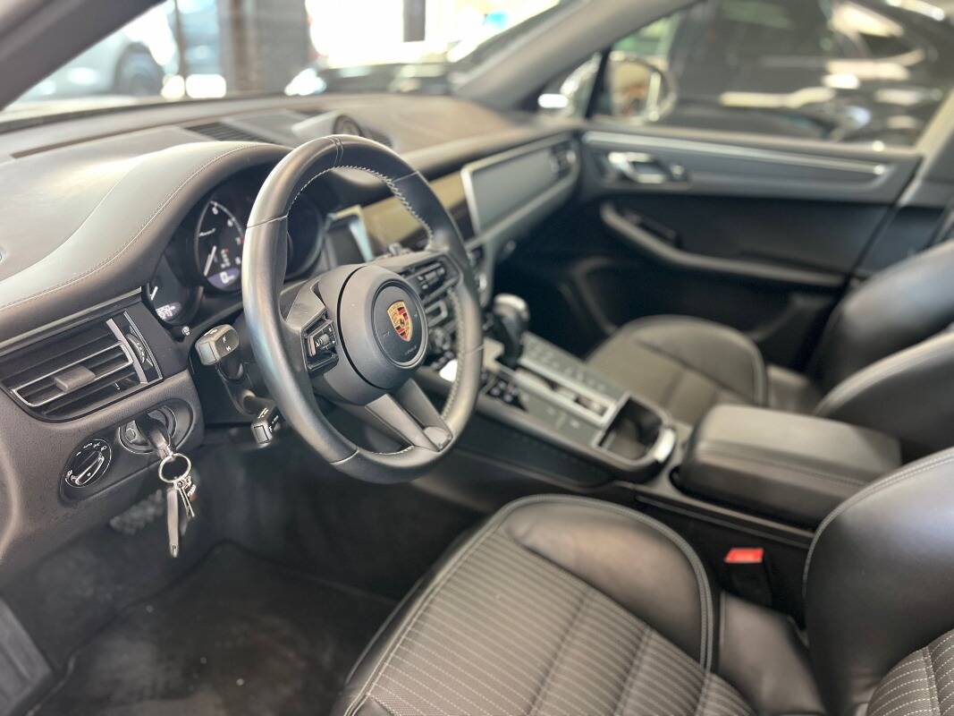 Porsche Macan I 2022