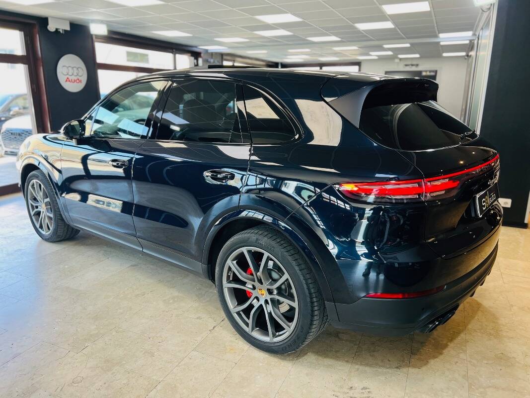 Porsche Cayenne III 2018