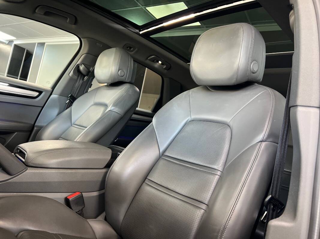 Porsche Cayenne III 2018