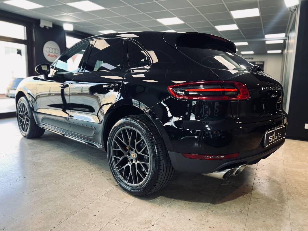 Porsche Macan I 2014