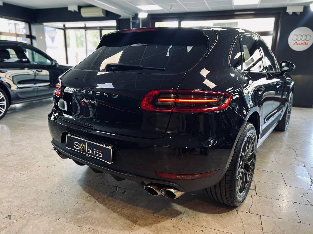 Porsche Macan I 2014