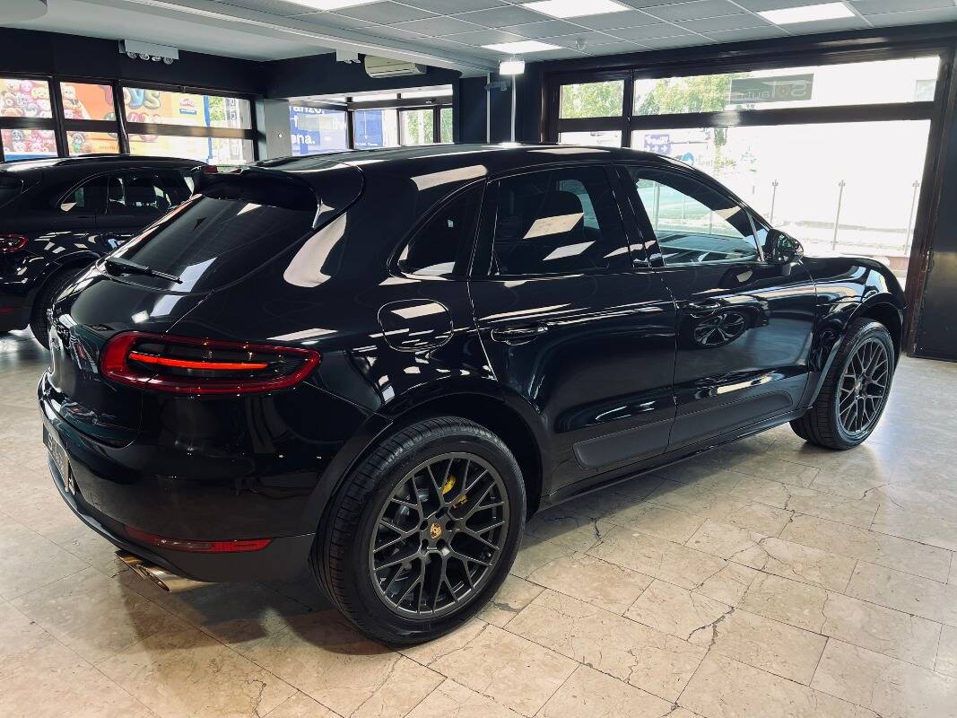 Porsche Macan I 2014