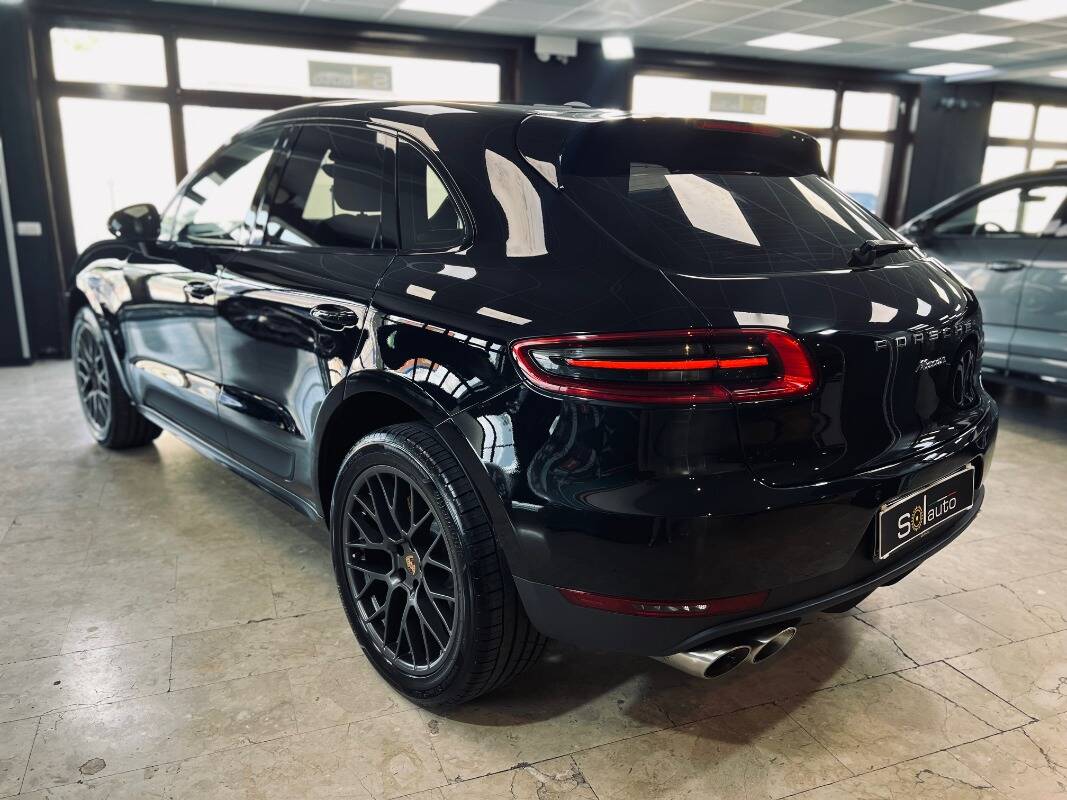 Porsche Macan I 2014