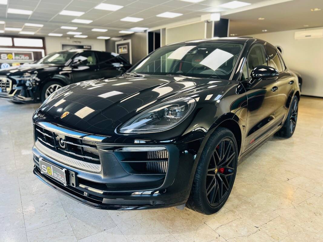 Porsche Macan I 2022