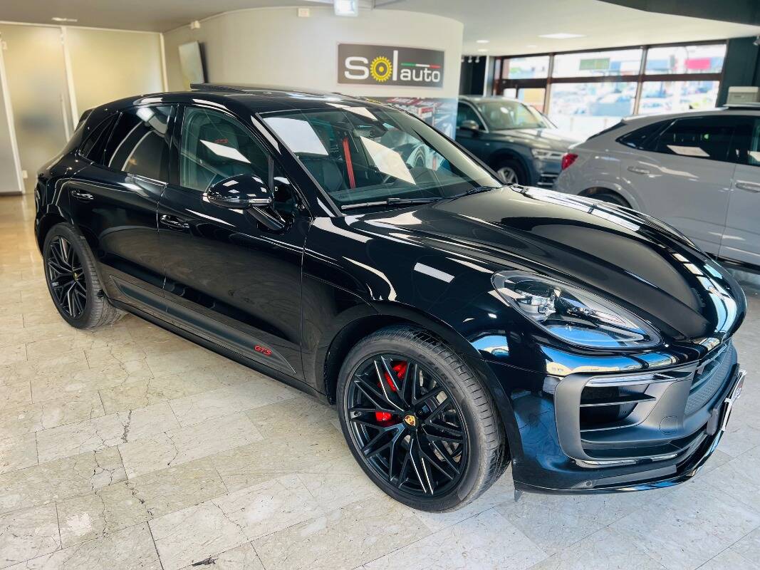 Porsche Macan I 2022