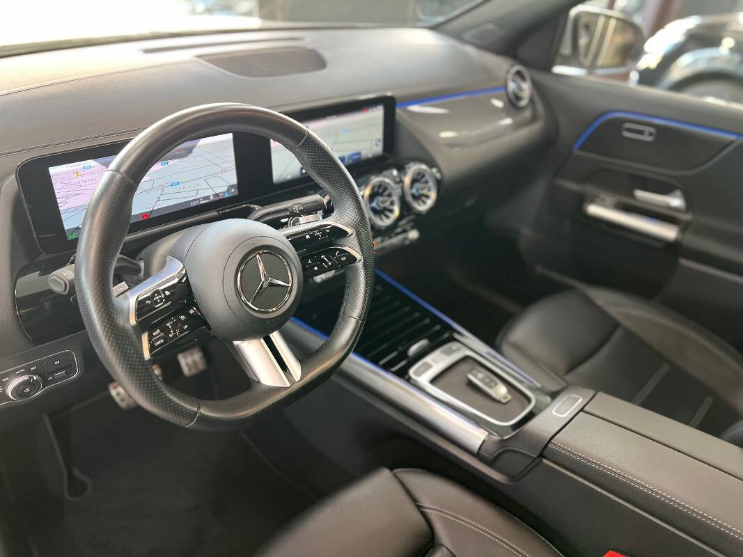 Mercedes GLA-H247 2023