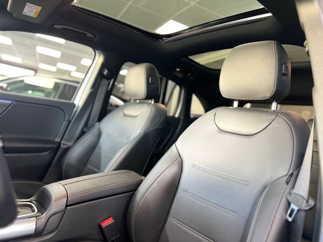 Mercedes GLA-H247 2023