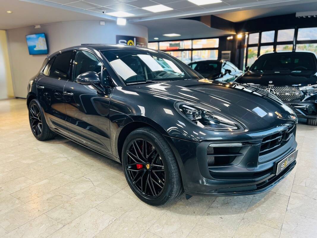 Porsche Macan I 2022