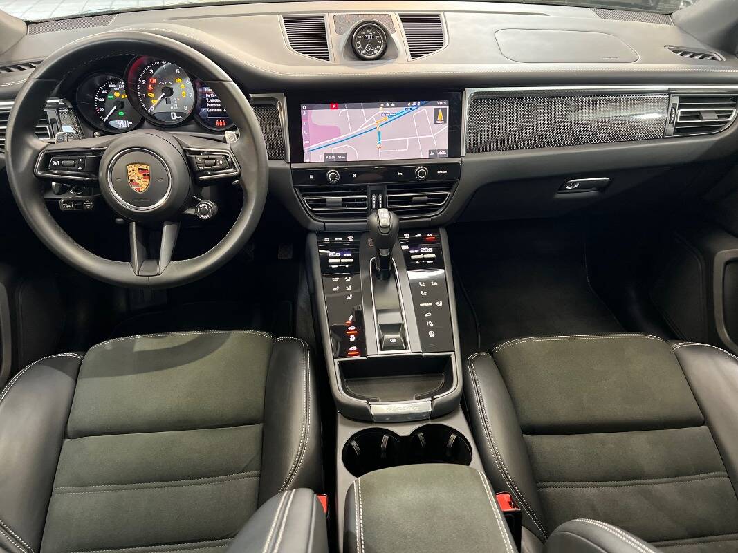 Porsche Macan I 2022