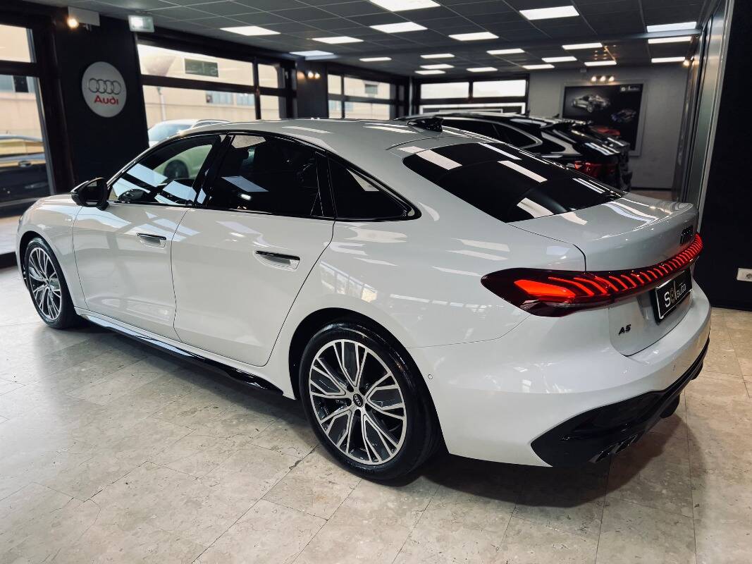 Audi A5 III 2024 Berlina
