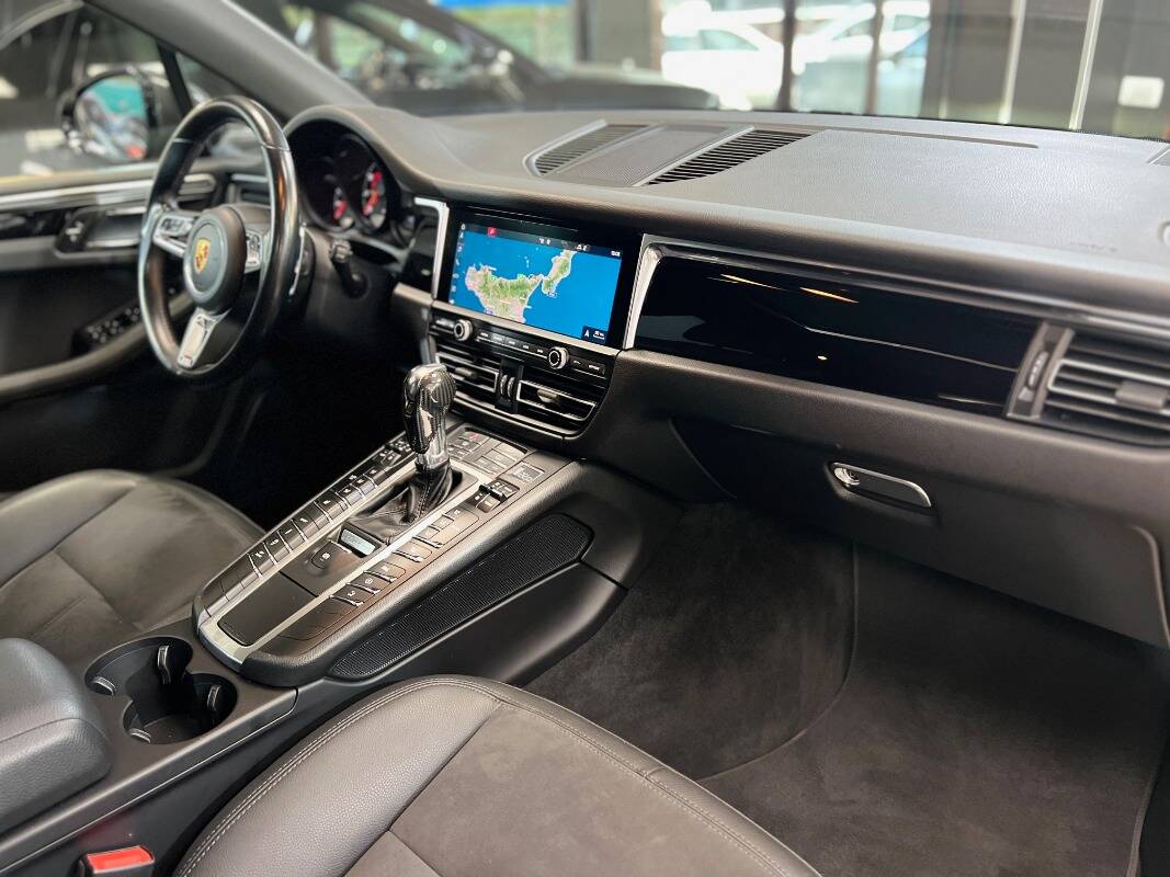 Porsche Macan I 2019
