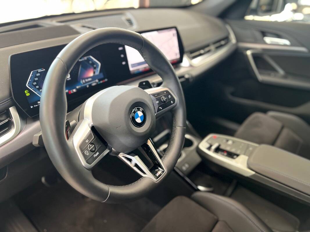 BMW X1 U11